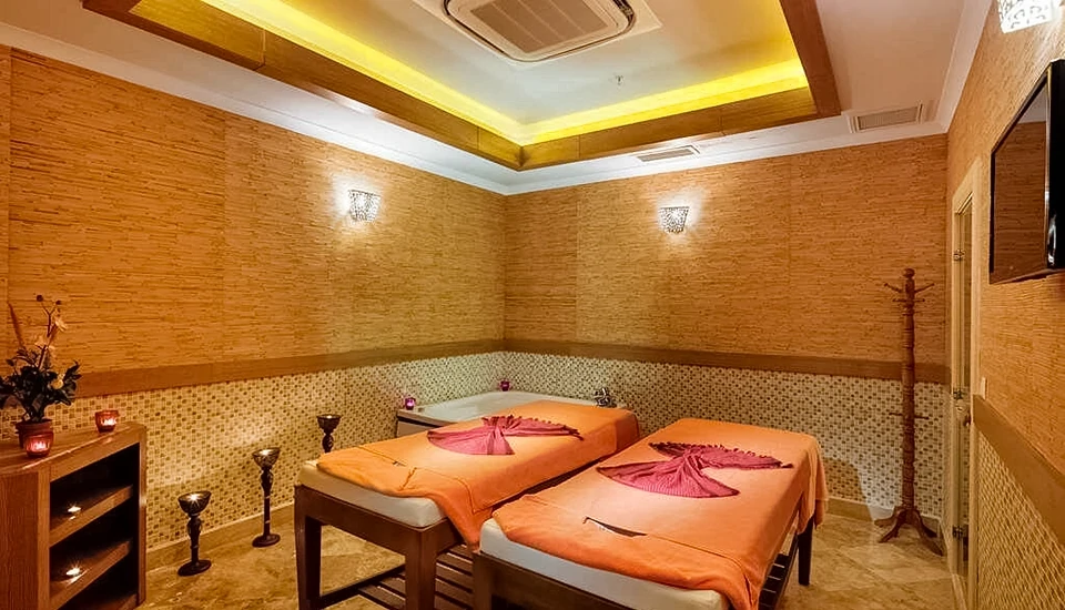 هتل کریستال پارایسو ورده ریزورت اند اسپا آنتالیا